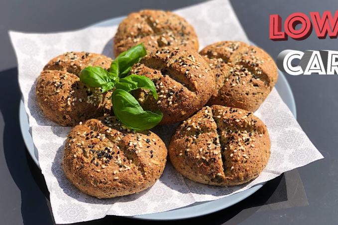 Zrníčkové Bulky nebo Housky   LC Pečivo