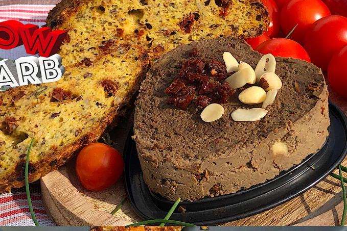 DOMÁCÍ JÁTROVÁ PAŠTIKA s Mandlemi a Sušenými Rajčaty!!