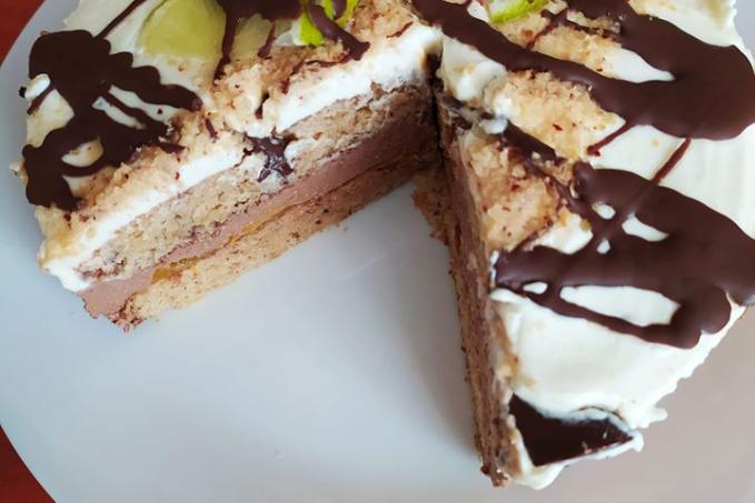 Lískooříškový dort s dvěma druhy krému - LC