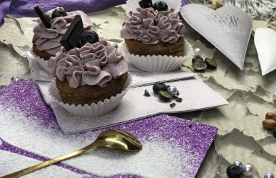 CUPCAKE z lískooříškové mouky s borůvkovým mascarpone !!!