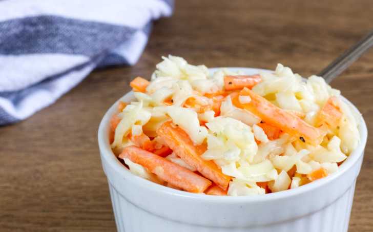 Salát coleslaw