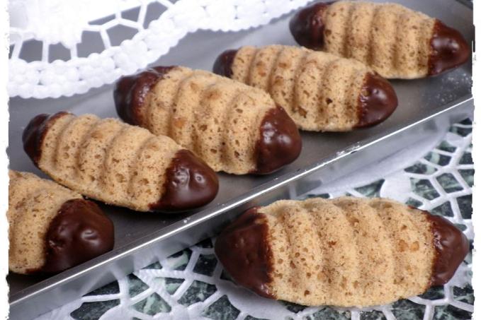 FOUKANÉ OŘECHOVÉ ROHLÍČKY