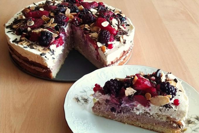 Mandlový dort s ovocem - LC