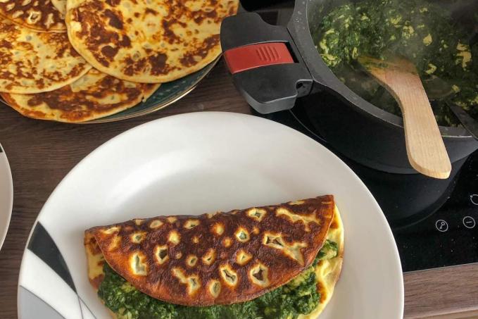 Palačinky se špenátem a kuřecím masem - LC