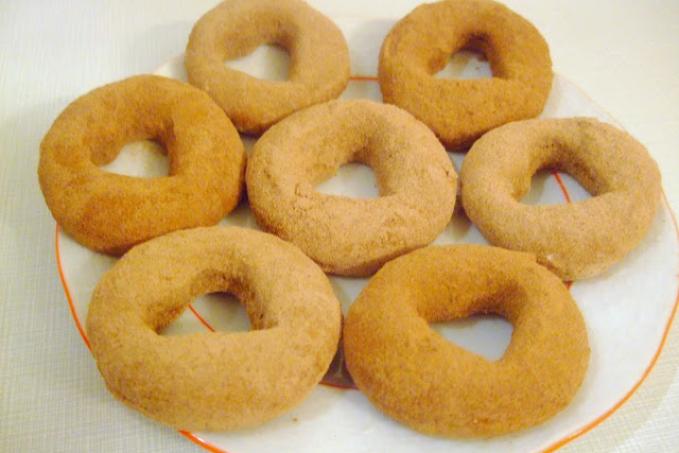 Skořicové donuty