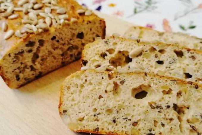 JOGURTOVÝ CHLEBA - LC