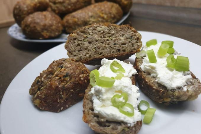 Cuketové bagetky s čerstvým sýrem - LC