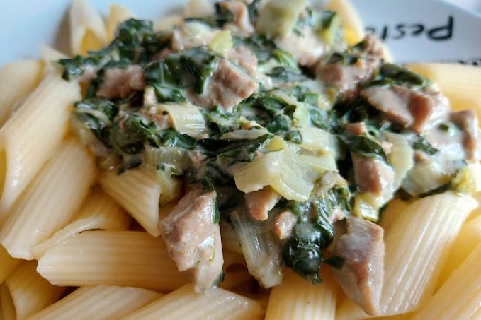 Krůtí maso s mangoldem a smetanou