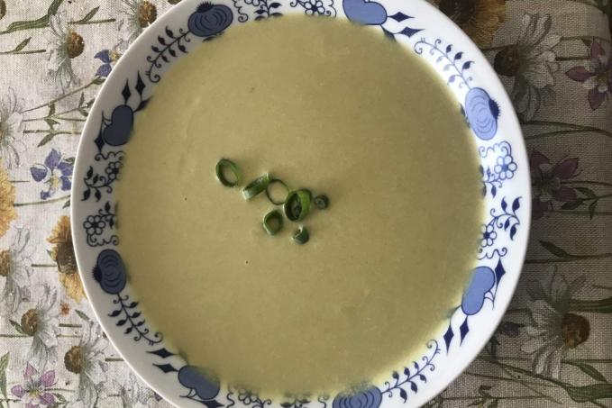 Brokolicová polévka se smetanou