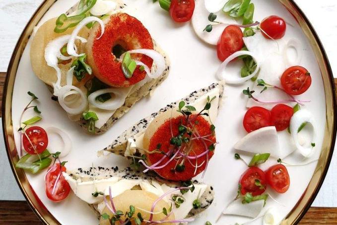 Mandlový chléb se sezamovým semínkem - LC