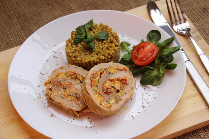 Roláda po indicku s kari pohankou