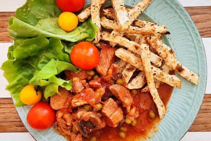 Masová směs a celerové hranolky