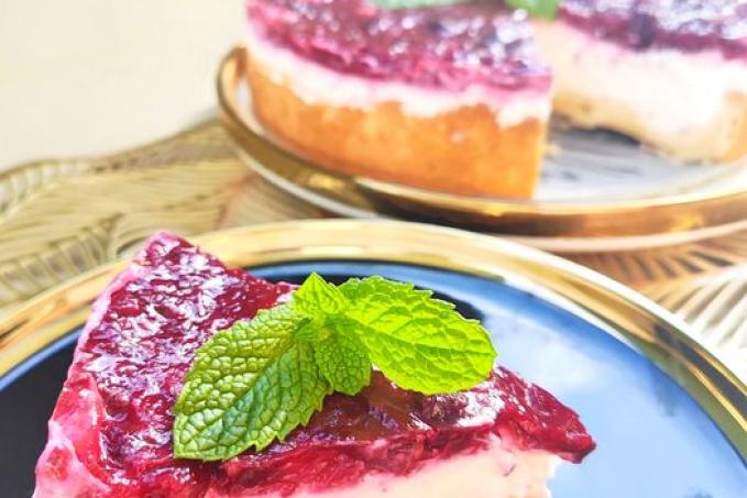 Tvarohový koláč s ovocným želé