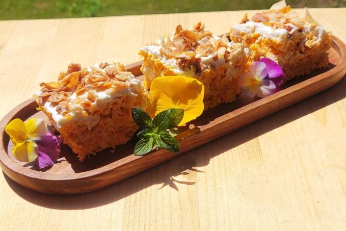 BUCHTA MRKVOVO KOKOSOVÁ